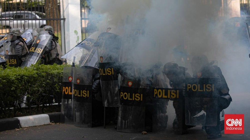 Ratusan Pelajar Dicegah Ikut Demo di DPR