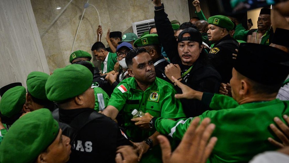 Adu Jotos Warnai Pembukaan Muktamar PPP