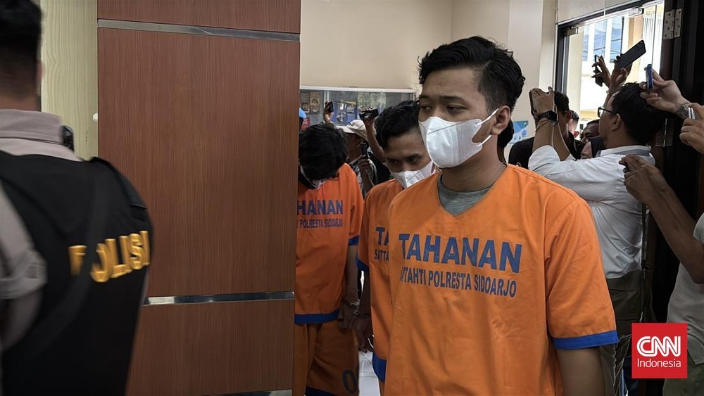 Ricuh Demo Jatim, Polisi Amankan Ratusan Orang