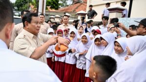 Cegah Keracunan Prabowo Minta Sendok di MBG