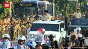 Prabowo Sapa Warga Meriahkan HUT TNI di Monas
