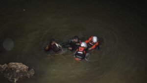 Balita Hilang di Laut Mamuju Pencarian Intensif