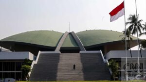 MKD Umumkan Vonis Etik Sahroni Uya Kuya Cs