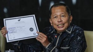 DPR Dalami Laporan Dugaan Ijazah Palsu Hakim MK