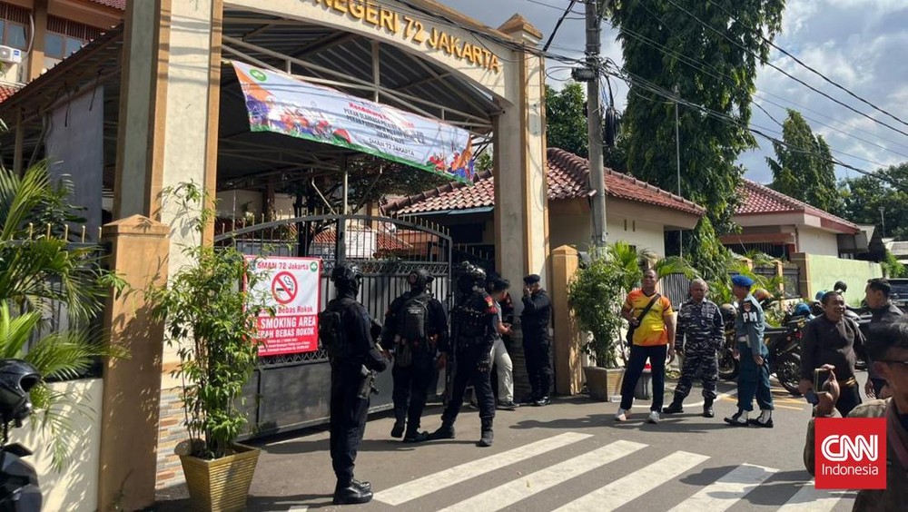 Ledakan SMA 72: Puluhan Siswa Masih Dirawat