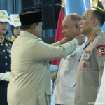 Prabowo Anugerahi Bintang Jasa Pejabat dan Tokoh