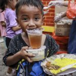 Petak Sembilan Jalin Toleransi Lewat Takjil Bersama