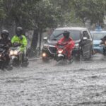 Banjir Demak Meluas Satu Hilang Ratusan Mengungsi