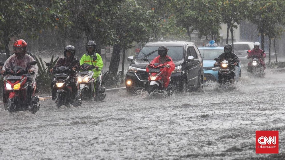 Banjir Demak Meluas Satu Hilang Ratusan Mengungsi