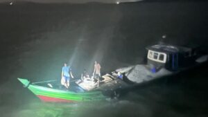 TNI AL Sergap Perompak Granit di Selat Gelam