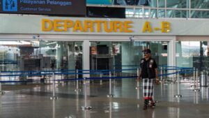 Belasan Calon Haji Ilegal Terjaring Imigrasi Bali