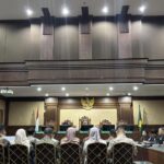 Eks Wamenaker Noel Terancam Bui 5 Tahun Kasus Suap