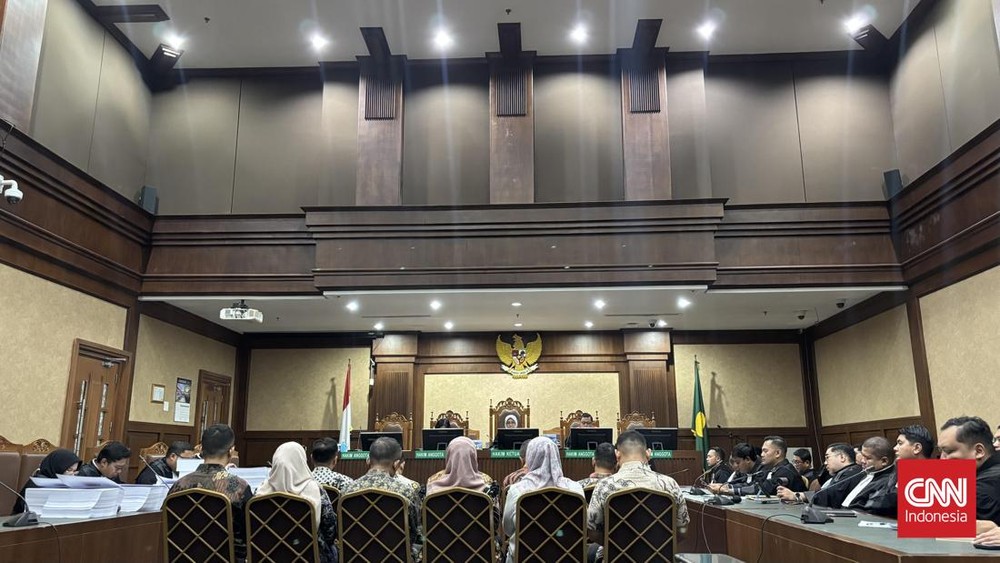 Eks Wamenaker Noel Terancam Bui 5 Tahun Kasus Suap