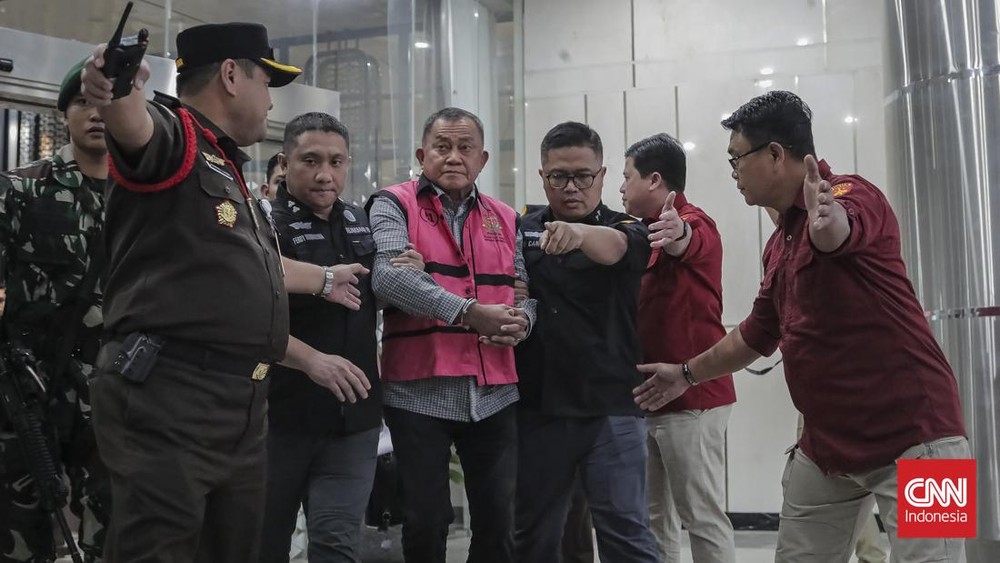 Dadan Cs Raup Cuan Triliunan dari Mark Up Proyek