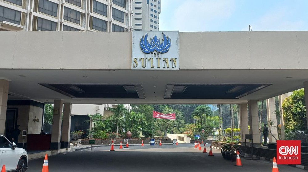 Nasib Hotel Sultan di Ujung Tanduk Pekerja Menolak