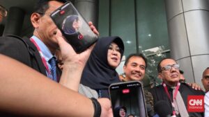 Roy Suryo dan Tifa Tak Ditahan Kejari Ini Alasannya