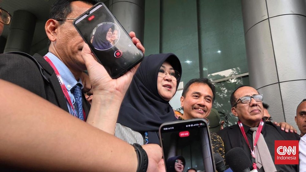 Roy Suryo dan Tifa Tak Ditahan Kejari Ini Alasannya
