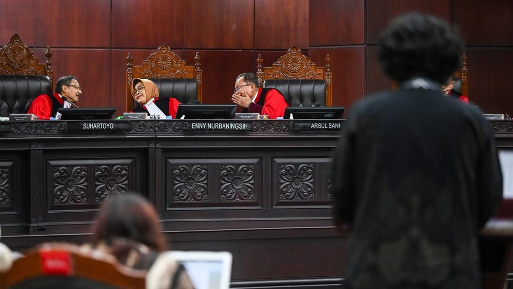 Peneliti Mahasiswa Gugat UU Polri Baru